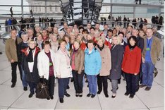 Der Frauenchor "popchorN(aumburg" e.V. besucht auf Einladung durch Roland Claus den Deutschen Bundestag im Reichstagsgebäude Berlins